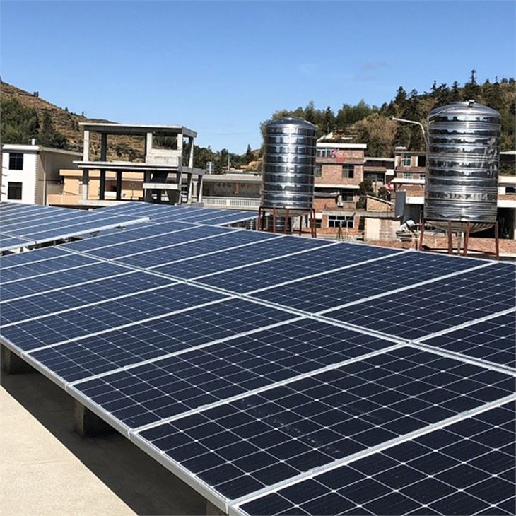 Panel fotovoltaico híbrido solar